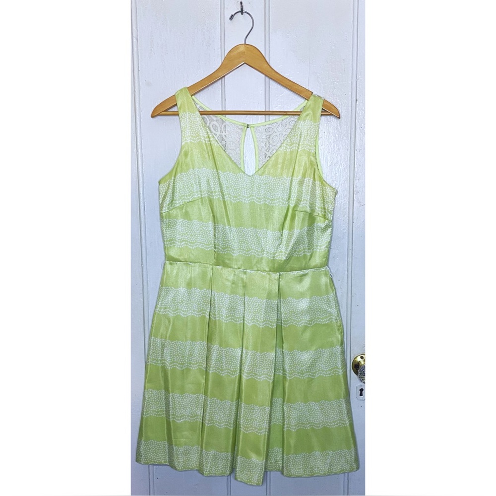 Julian Taylor : size : 12 : green sleeveless polka-dot embroidered formal dress